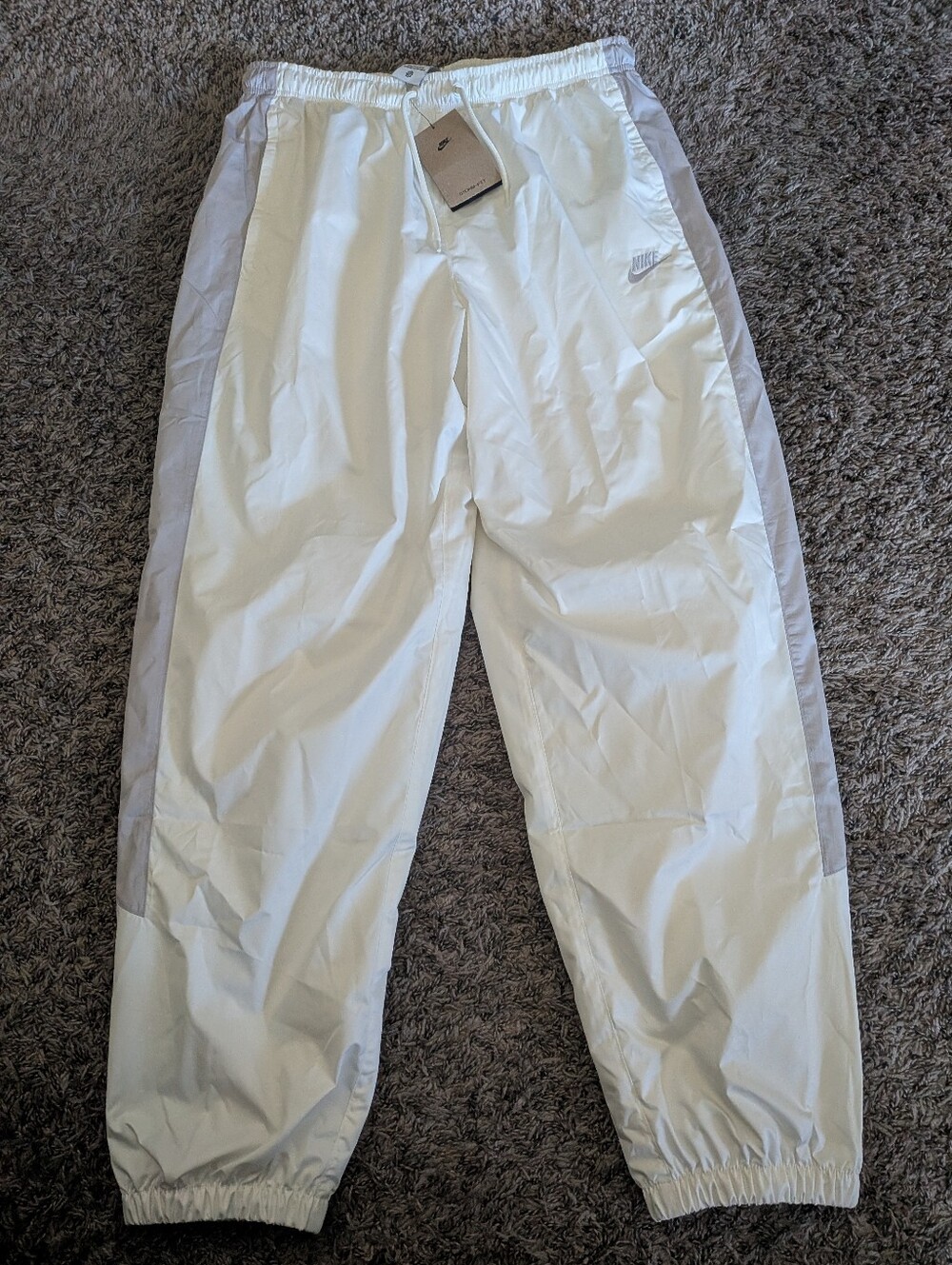 NWT Nike Light Iron Ore/Sail Storm Fit 29" Windrunner Pants Men's M